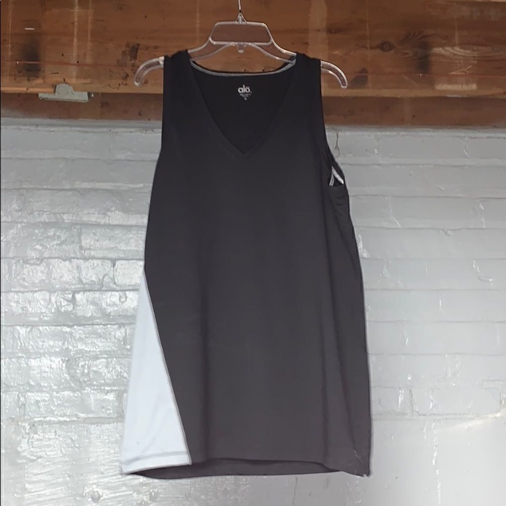 ALO Yoga Charcoal and White V-Neck Tank Top